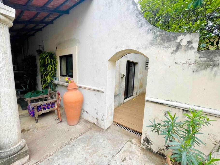 House Dzalbay Santa Lucia With Hot Tub Villa Mérida Buitenkant foto